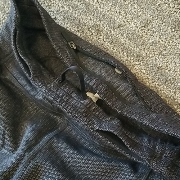 Lululemon leggings - Picture 4 of 5